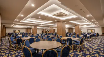 ARNOR DE LUXE HOTEL & SPA