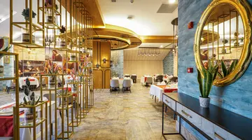 ARNOR DE LUXE HOTEL & SPA