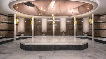 ARNOR DE LUXE HOTEL & SPA