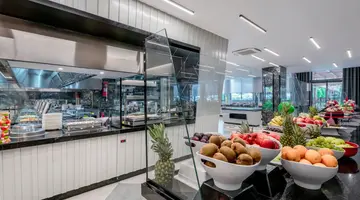 ARNOR DE LUXE HOTEL & SPA