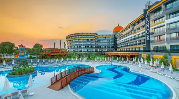 ARNOR DE LUXE HOTEL & SPA