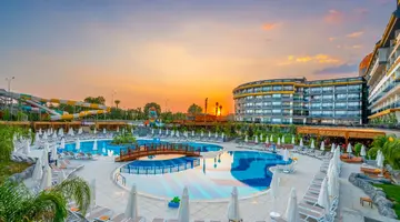 ARNOR DE LUXE HOTEL & SPA