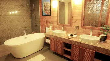AROMA BEACH RESORT & SPA