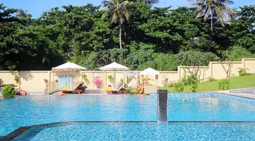 Aroma Beach Resort & Spa
