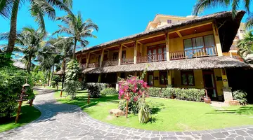 Aroma Beach Resort & Spa