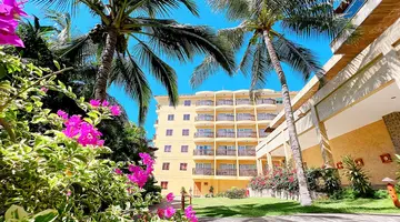 Aroma Beach Resort & Spa