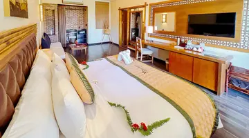 Aroma Beach Resort & Spa