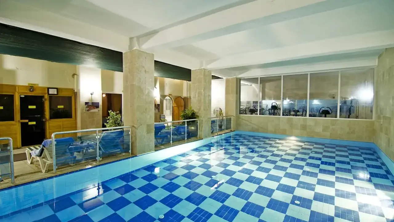 Arora Hotel