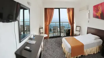 Arora Hotel