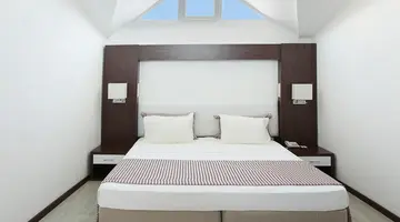 ARORA HOTEL