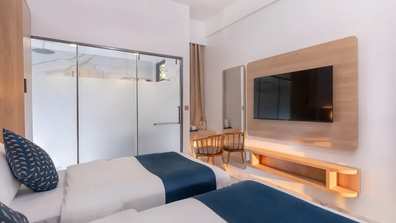 ARRIVAL BEACH & SPA, GULHI