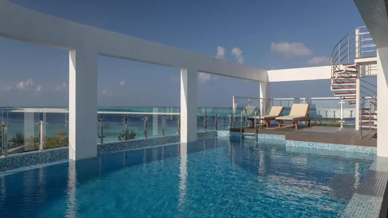 ARRIVAL BEACH & SPA, GULHI