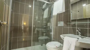 Arsi Enfi City Beach Hotel