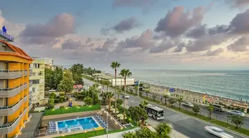 Arsi Paradise Beach Hotel
