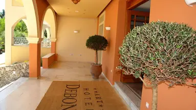 Art Hotel Debono