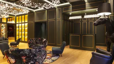 Art Legacy Hotel