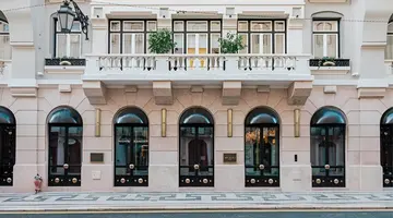 Art Legacy Hotel