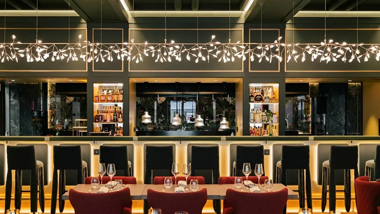 Art Legacy Hotel
