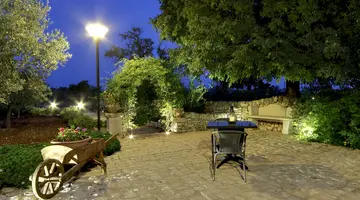 Artemisia Resort