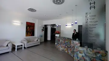 Artis Hotel