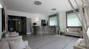 Artis Hotel