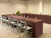 Artis Hotel