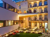 Arts Hotel Porto, Tapestry Collection by Hilton