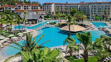 Arum Barut Collection