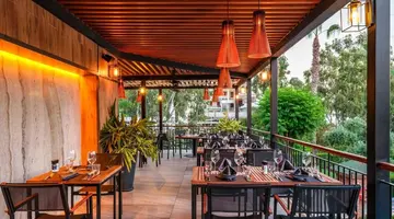 Arum Barut Collection