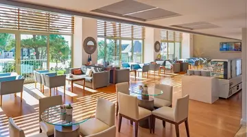 Arum Barut Collection