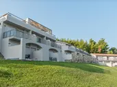 Arya Hotel