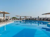 Arya Hotel