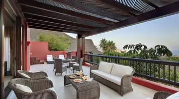 Asia Gardens Hotel and Thai Spa, a Royal Hideaway Hotel