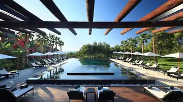 Asia Gardens Hotel and Thai Spa, a Royal Hideaway Hotel