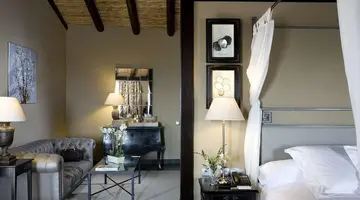 Asia Gardens Hotel and Thai Spa, a Royal Hideaway Hotel