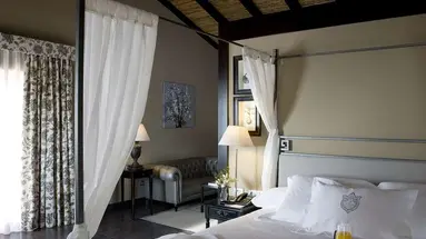 Asia Gardens Hotel and Thai Spa, a Royal Hideaway Hotel