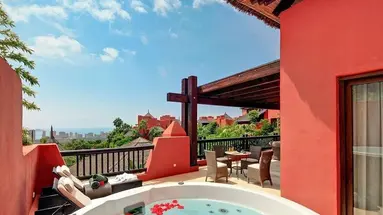 Asia Gardens Hotel and Thai Spa, a Royal Hideaway Hotel