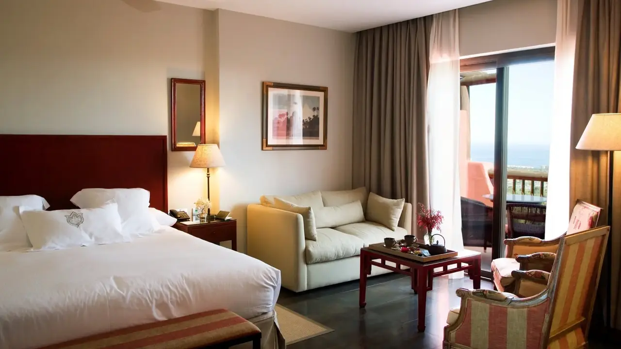 Asia Gardens Hotel & Thai Spa, a Royal Hideaway Hotel