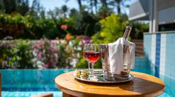 Asimina Suites