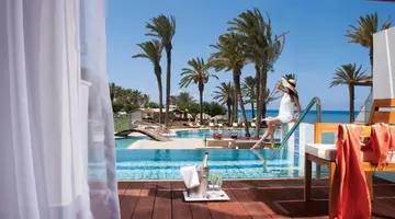 Asimina Suites