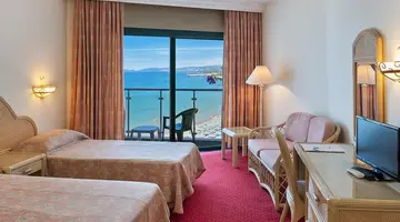 Aska Just In Beach Hotel