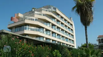 Aska Just In Beach Hotel