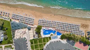 Aska Just In Beach Hotel