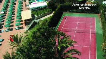 ASKA JUST IN BEACH