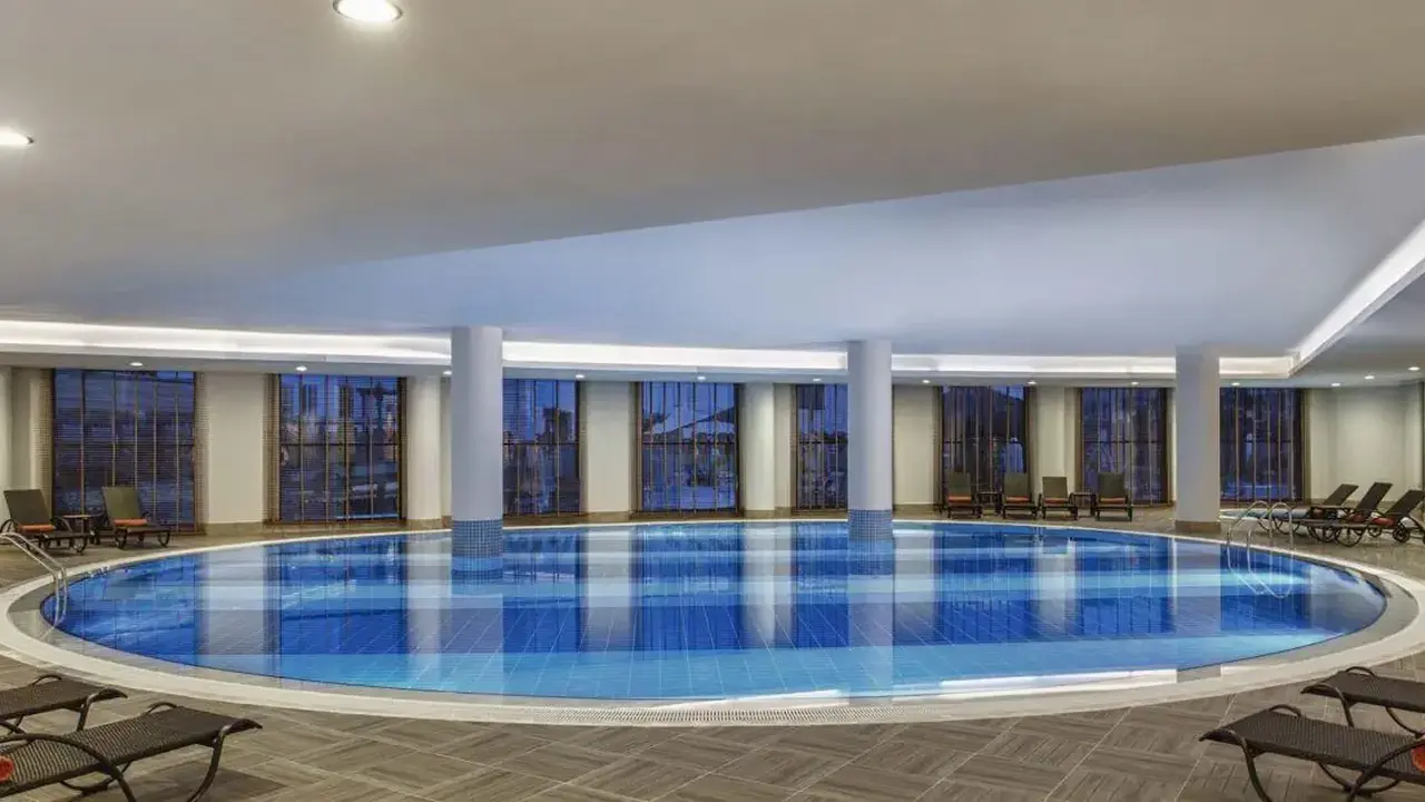 ASKA LARA DELUXE RESORT
