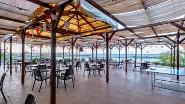 Asrin Beach Hotel