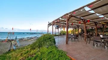 Asrin Beach Hotel