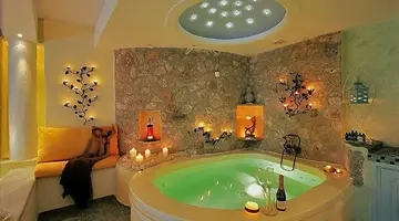 Astarte Suites