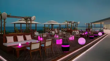 Asterias Beach Hotel