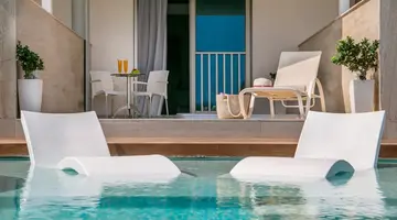 Asterias Beach Hotel